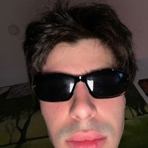 Meet your Posher, Julien